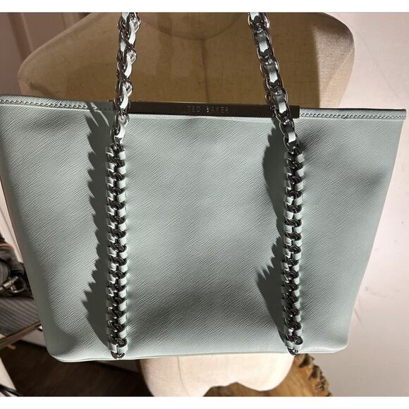 TED BAKER LONDON | CLOVER CHAIN SHOPPER - Picture 2 of 12